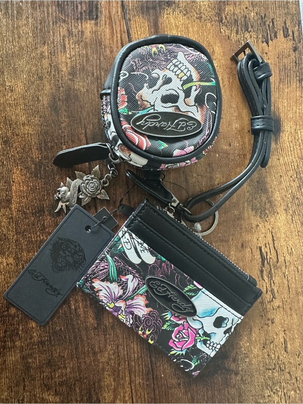 Ed Hardy Black Floral Skull Coin Pouch & Card Holder Set w/ Wristlet Strap NWT